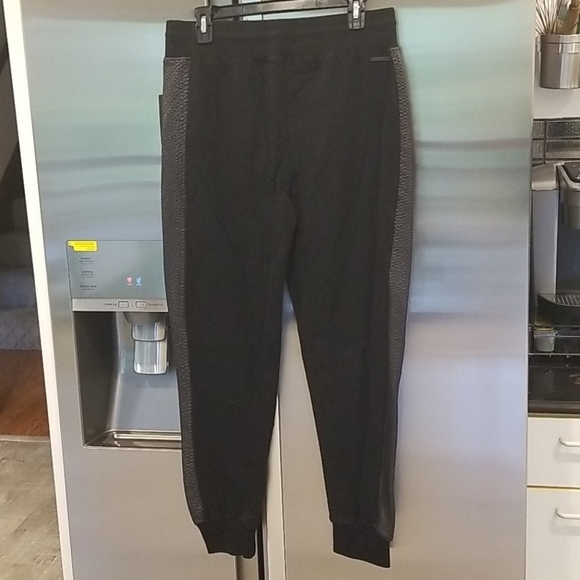 💕BLANC NOIR💕 City Tux Jogger Sweatpants in Black - Picture 6 of 12